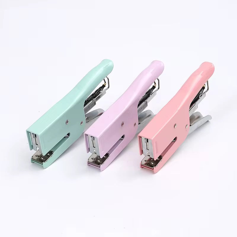 Floral stapler tool for securing materials in professional flower arrangements