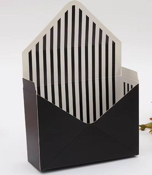 Floral Envelope Gift Box – Foldable & Elegant